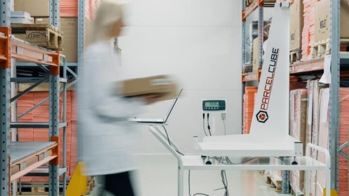 LinkedIn Live session: How to optimize the shipping costs with the help of Parcelcube?